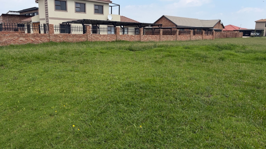  Bedroom Property for Sale in Waterberry Estate North West